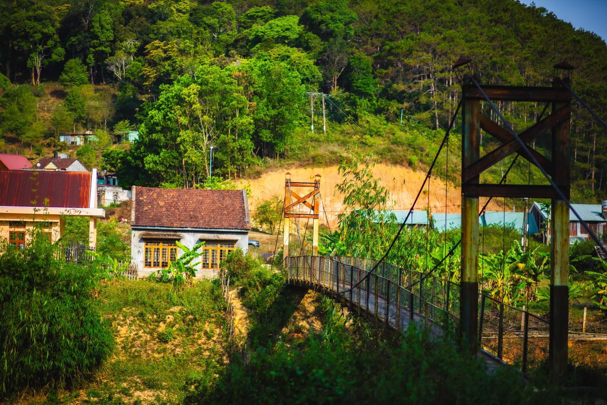 Nha Trong Ban - Homestay Mang Den Kon Von Kla Экстерьер фото