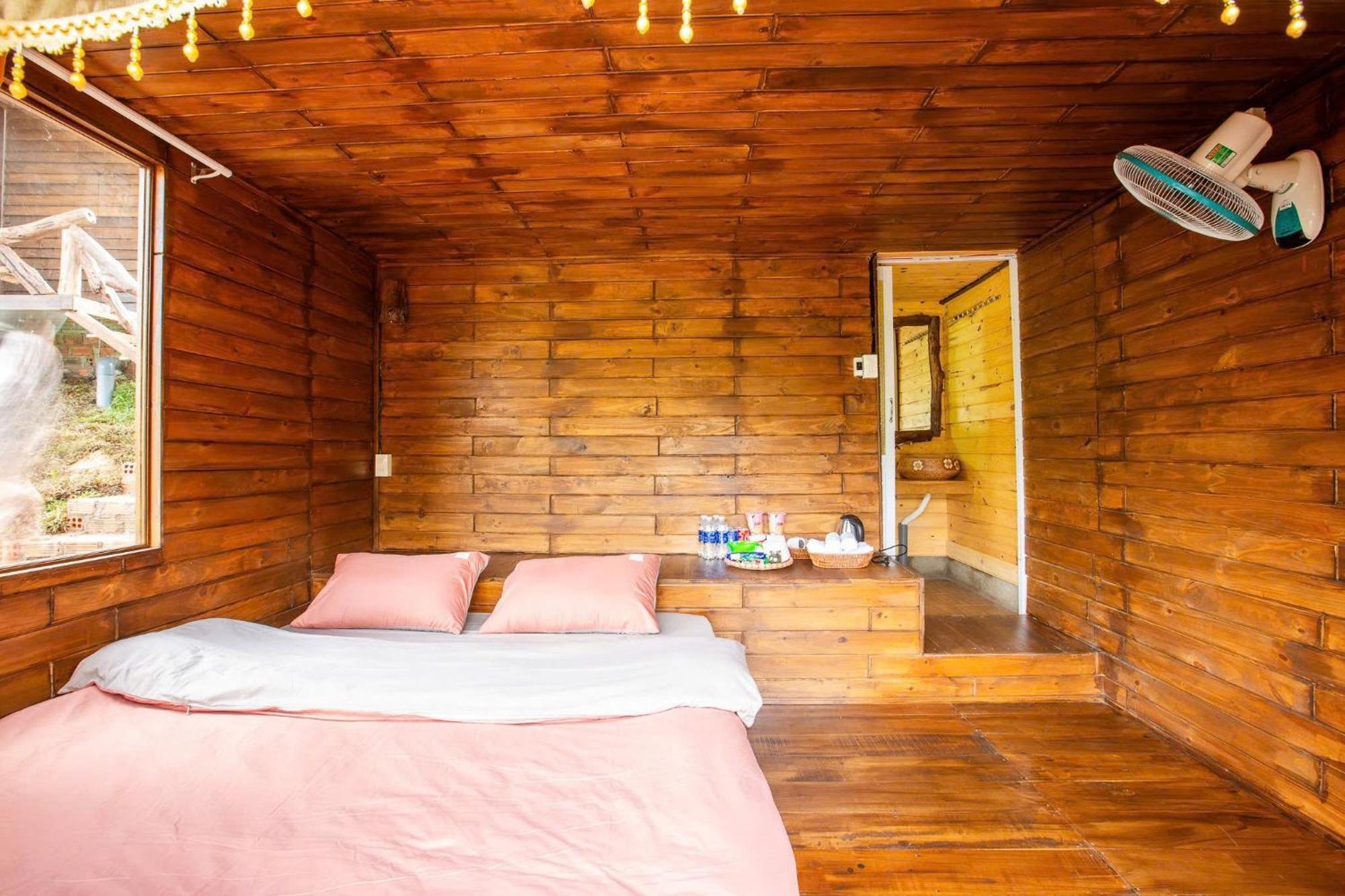 Nha Trong Ban - Homestay Mang Den Kon Von Kla Экстерьер фото
