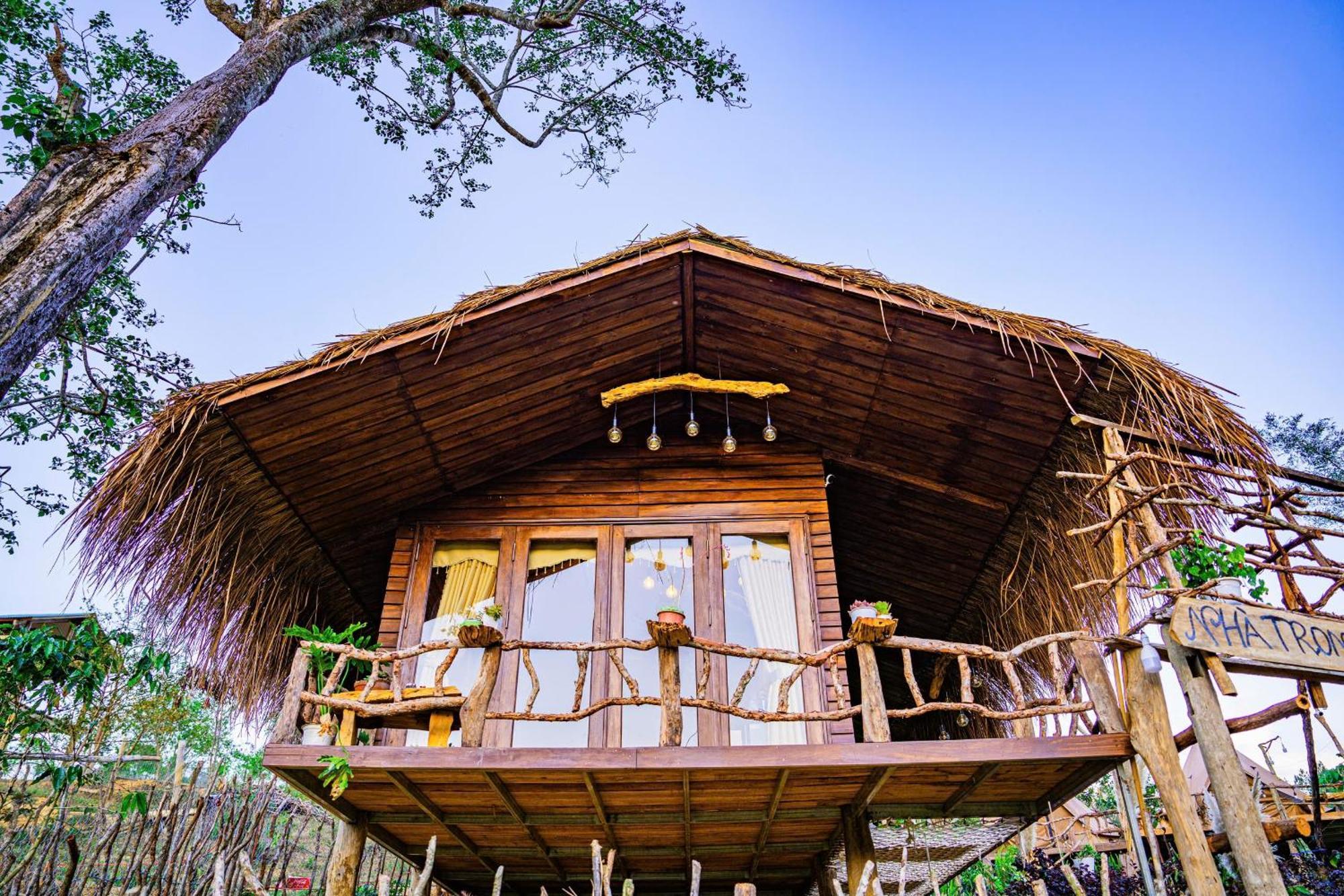 Nha Trong Ban - Homestay Mang Den Kon Von Kla Экстерьер фото