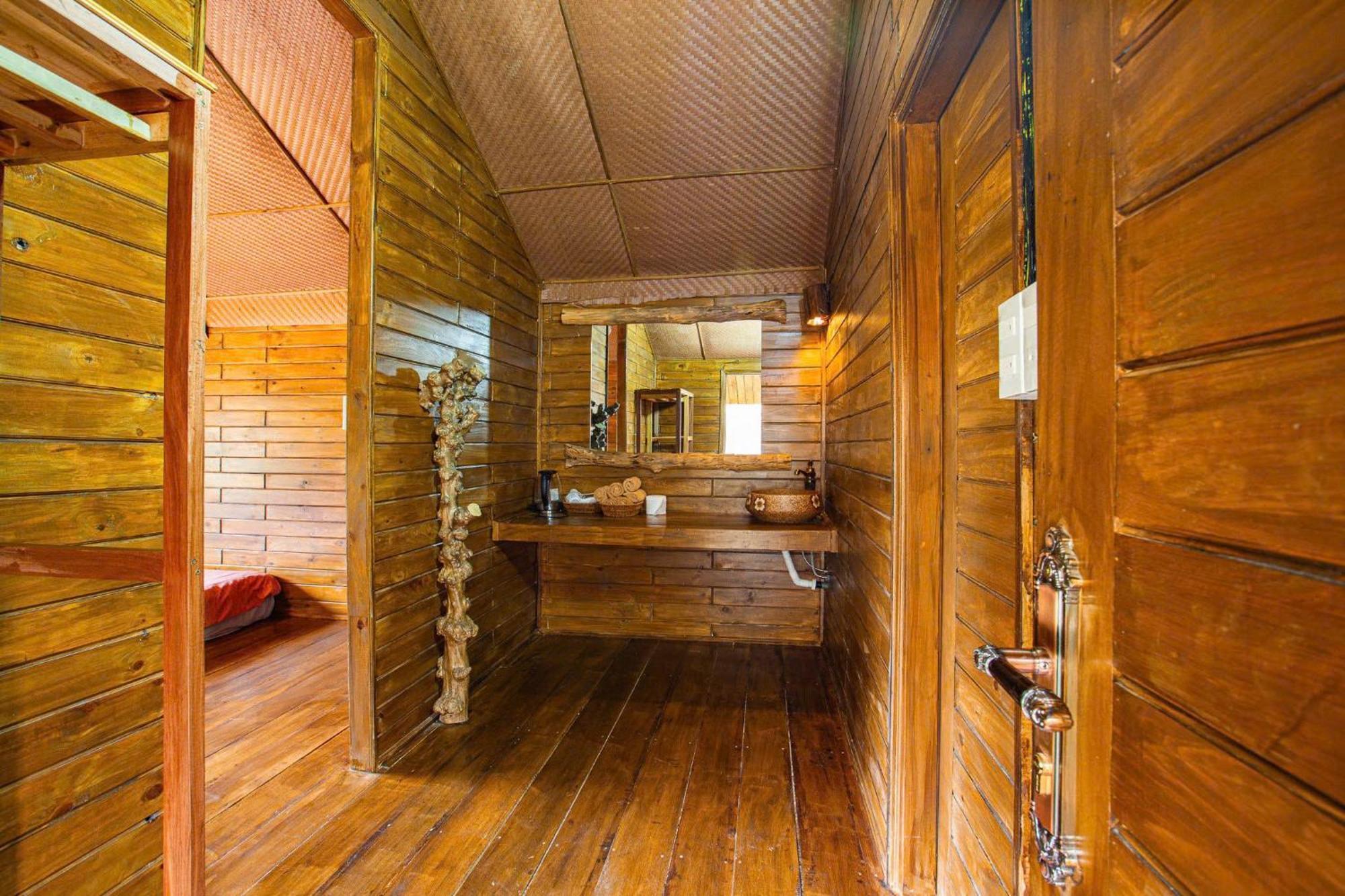 Nha Trong Ban - Homestay Mang Den Kon Von Kla Экстерьер фото